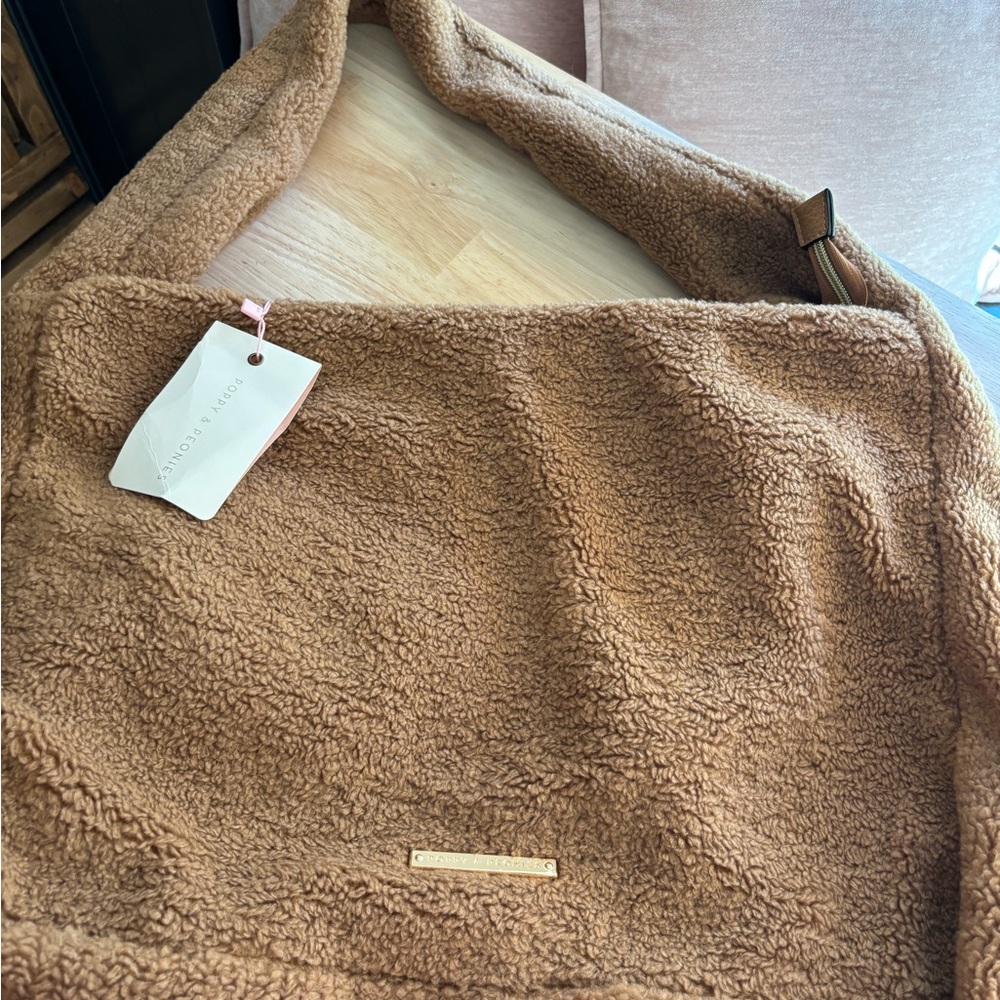 Poppy & Peonies Sherpa Haul it Hobo